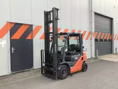 Treibgasstapler 2019  Toyota 02-8FGF20 (1)