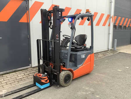 Elektryczne 3-kołowe 2019  Toyota 8FBE15T (1)