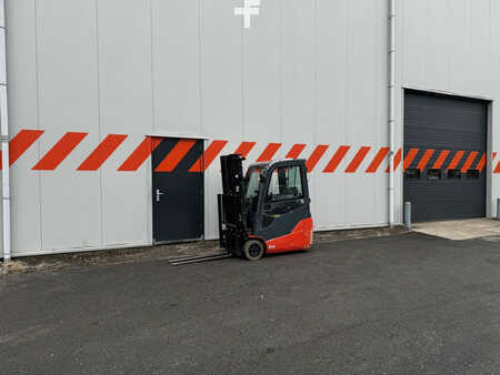 El truck - 3 hjulet 2016  Toyota 8FBEK18T (4)