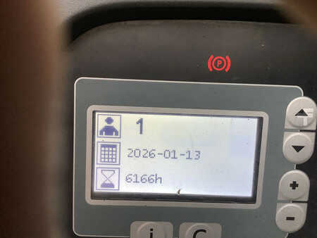 Rækketruck  BT RRE140 (4)