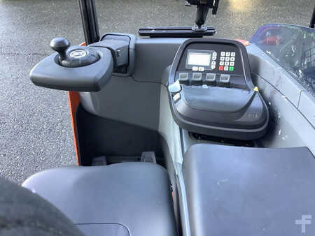 Carrelli retrattili 2016 BT RRE160 (3)