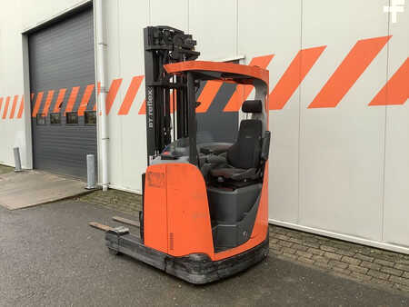 Carrelli retrattili 2016 BT RRE160E (2)