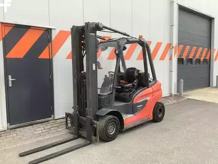 LPG Forklifts 2020  Linde H25T-01 (1)