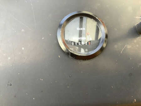 Wózki widłowe diesel 1990  Steinbock Boss NH16DMKVA2 (4)