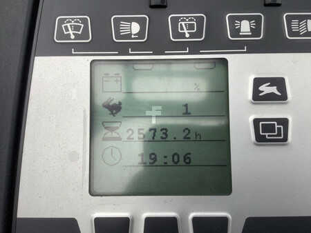 Sähkö - 3 pyör 2006  Still RX20-15 (4)