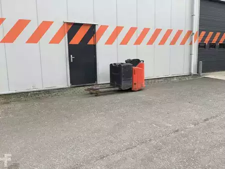 Elektromos emelőkocsik  Linde T20SP (5)