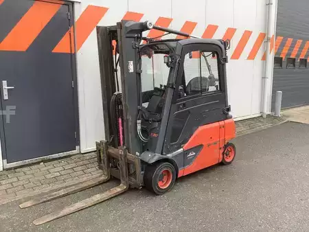 4-wiel elektrische heftrucks 2020  Linde E20PL-02 (1)