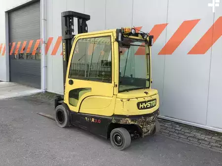 Elektryczne 4-kołowe 2015  Hyster J3.0XN (2)