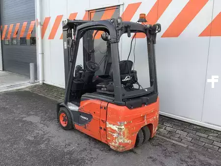 Eléctrica de 3 ruedas 2019  Linde E16C-02 (2)