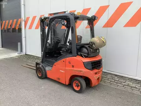 LPG Forklifts 2010  Linde H20T-01 (2)