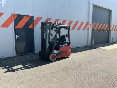 Elektro tříkolové VZV 2019  Linde E14-02 (1)