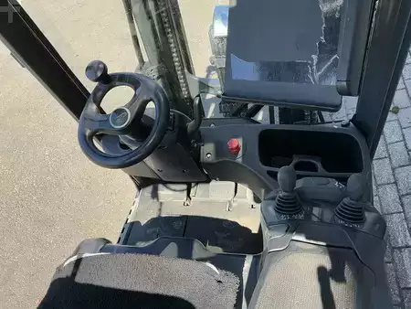 Elektro tříkolové VZV 2019  Linde E14-02 (3)