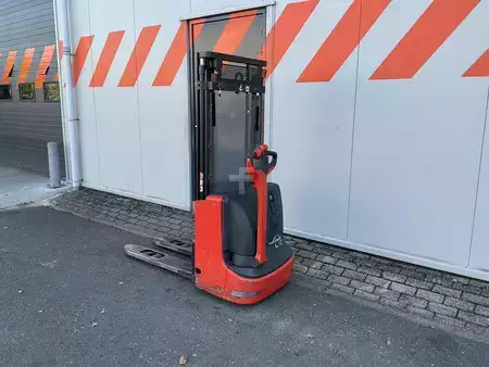 Apilador eléctrico 2019  Linde L12 (2)