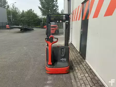 Pallet Stackers 2019  Linde L12 (3)