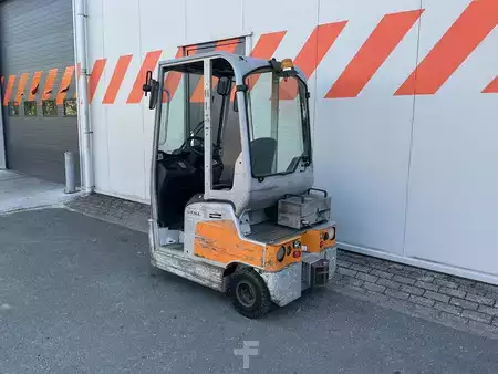 Terminálový traktor  Still LTX70 (2)
