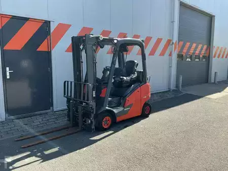 LPG Forklifts 2020  Linde H14T-01 (1)