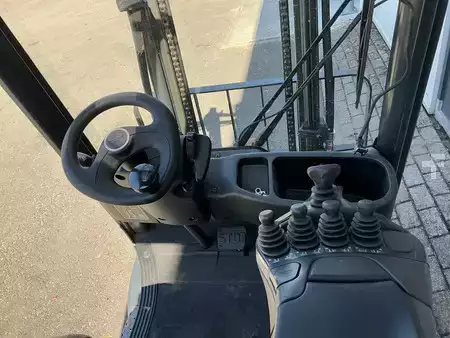 LPG Forklifts 2020  Linde H14T-01 (3)