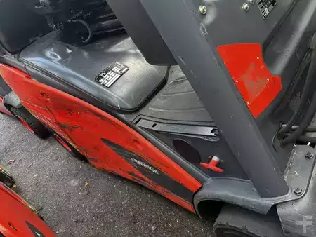 LPG Forklifts 2015  Linde H20T-01 (4)