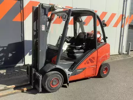 LPG Forklifts 2017  Linde H25T-02 (1)