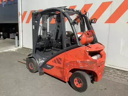 LPG Forklifts 2017  Linde H25T-02 (2)