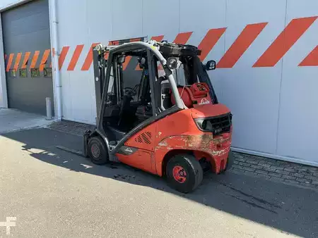 LPG Forklifts 2014  Linde H25T-02 (2)