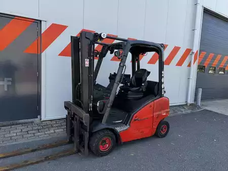 LPG Forklifts 2015  Linde H20T-01 (1)