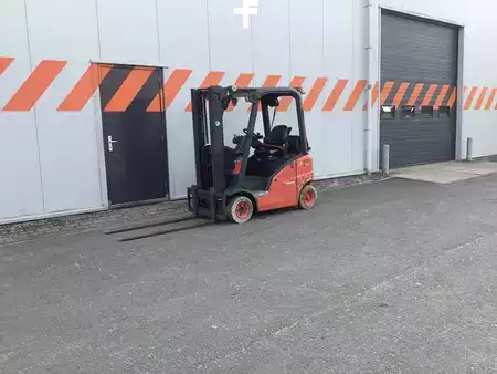 LPG Forklifts 2008  Linde H14T (4)