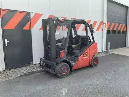 Carrelli elevatori GPL  Linde H25T-01 (1)
