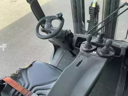 Carrelli elevatori GPL  Linde H25T-01 (3)