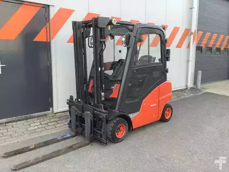 LPG Forklifts 2007  Linde H20T (1)