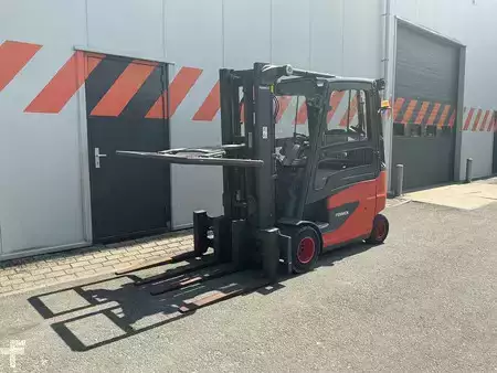 Eléctrico - 4 rodas 2015  Linde E35HL-01 (1)