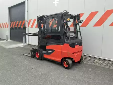 Eléctrico - 4 rodas 2015  Linde E35HL-01 (2)