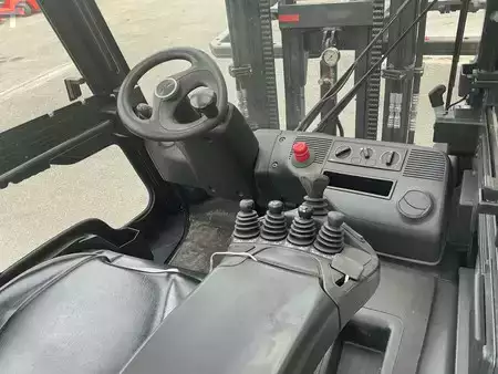 Eléctrico - 4 rodas 2015  Linde E35HL-01 (3)