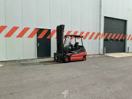 Elektro 4 Rad 2005  Linde E30-02 (4)