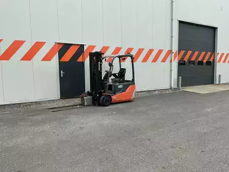 Eléctrico - 3 rodas 2020  Toyota 8FBE20T (5)