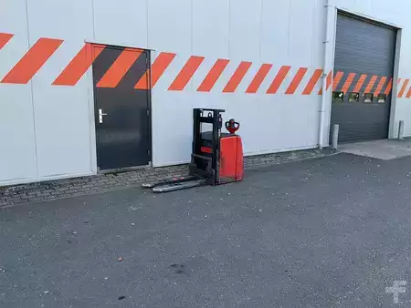 Apilador eléctrico 2018  Linde L14 (5)