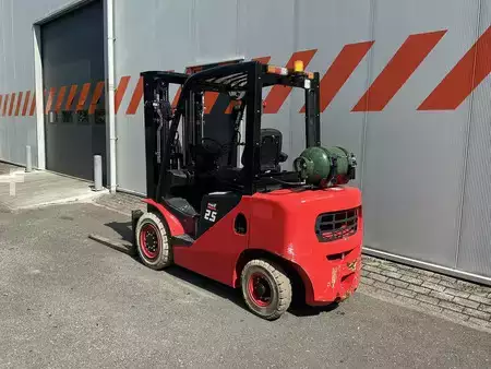 Gas gaffeltruck 2023  HC (Hangcha) CPYD25 (2)