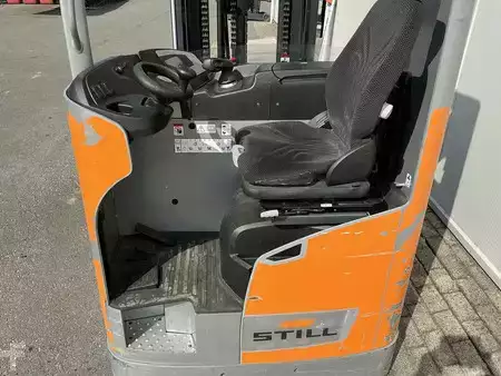 Reach Trucks  Still FM-X12 (3)