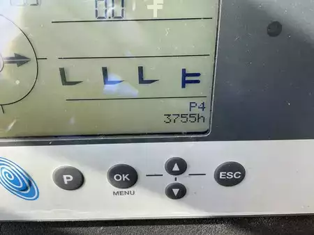 Reach Trucks  Still FM-X12 (4)