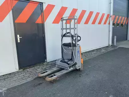 Hochhubwagen 2019  Still EXU16LI (1)