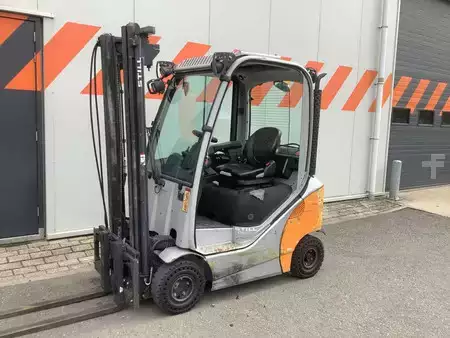 Carretilla elevadora GLP 2018  Still RX70-16T (1)