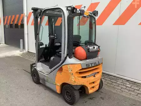 Carretilla elevadora GLP 2018  Still RX70-16T (2)