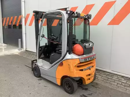 Carretilla elevadora GLP 2019  Still RX70-16T (2)