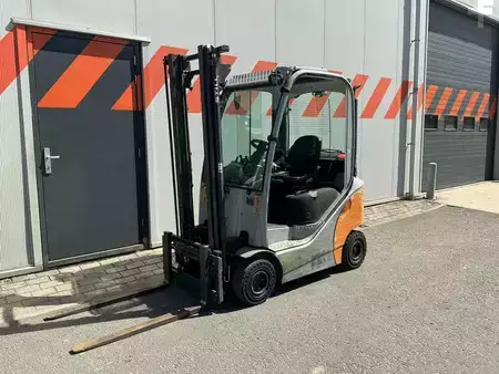 Wózki gazowe 2018  Still RX70-16T (1)
