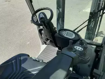 Wózki gazowe 2018  Still RX70-16T (3)