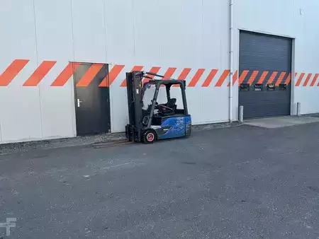 Sähkö - 3 pyör 2019  Linde E16L-02 (5)