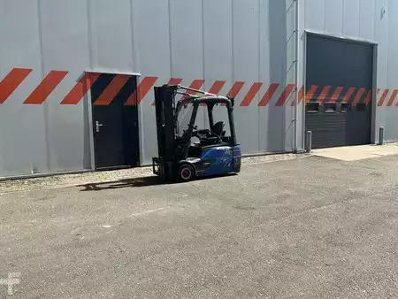 Sähkö - 3 pyör 2019  Linde E16L-02 (4)