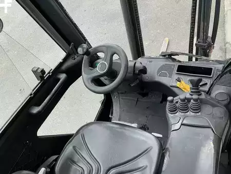 Gázüzemű targoncák 2019  Linde H16T-01 (3)