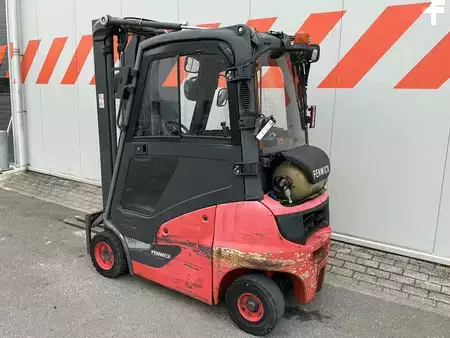 Gázüzemű targoncák 2019  Linde H16T-01 (2)