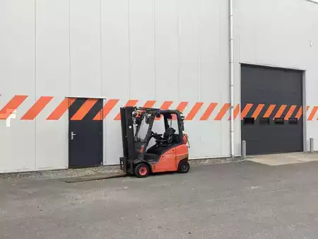 LPG VZV 2012  Linde H18T (5)